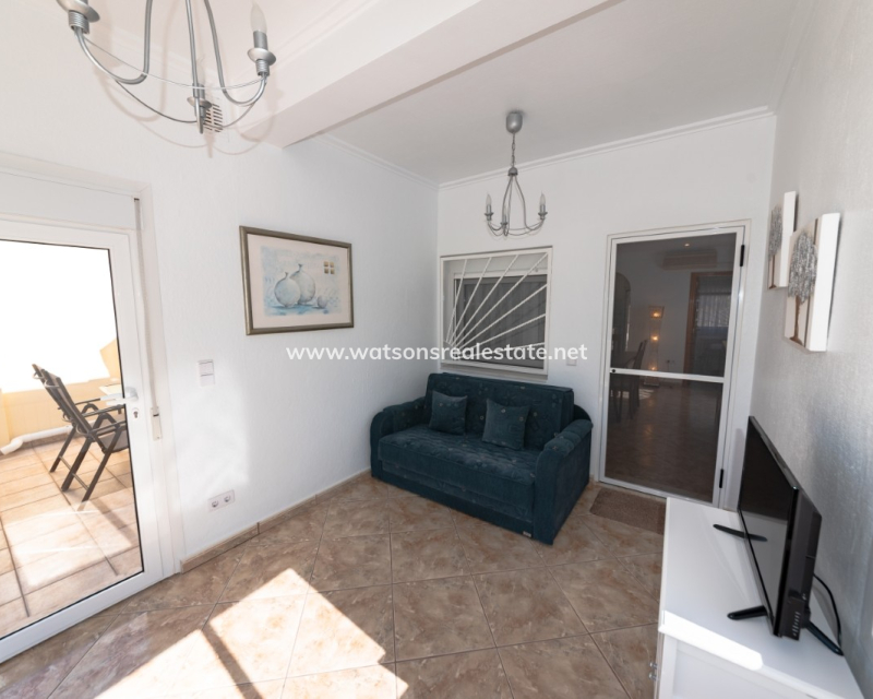 Resale - Detached - Urb. La Marina