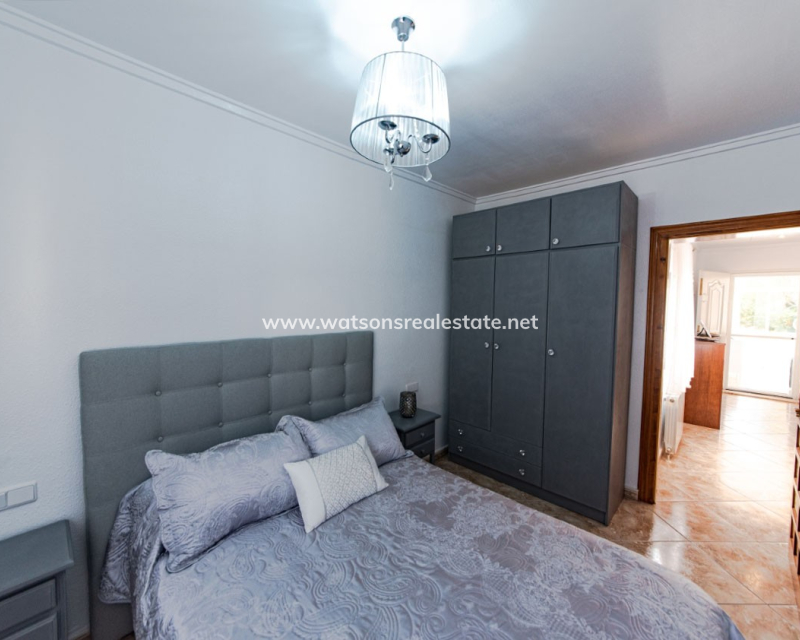 Resale - Detached - Urb. La Marina