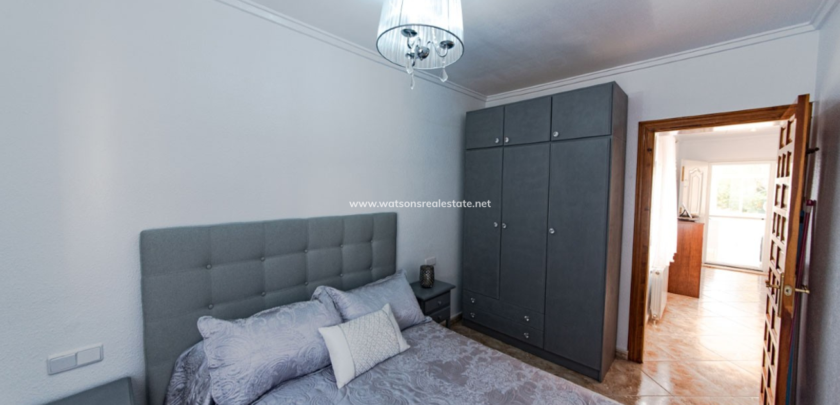 Resale - Detached - Urb. La Marina