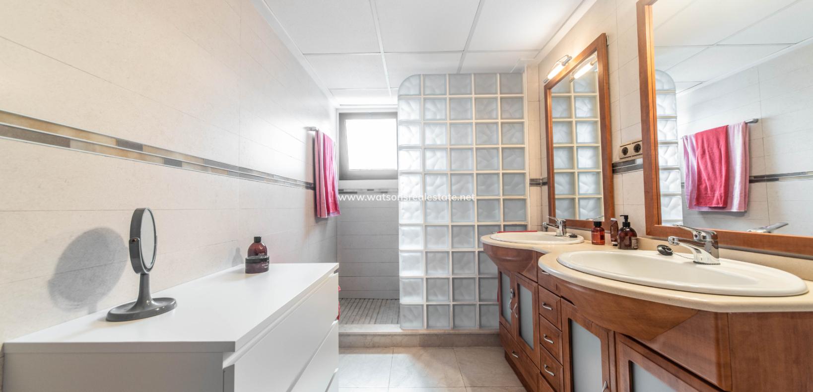 Resale - Detached - Urb. La Marina