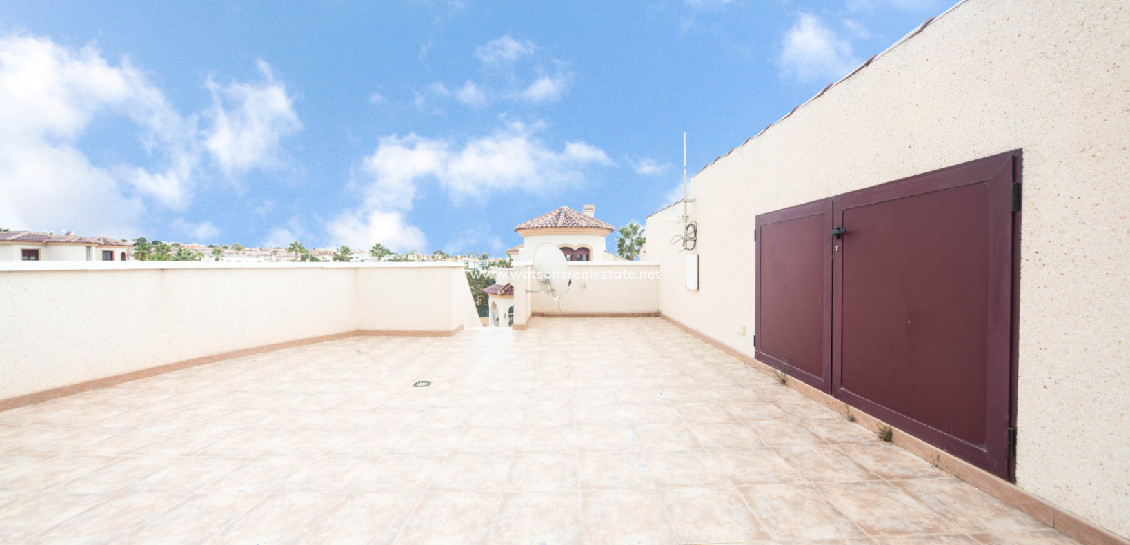 Resale - Detached - Urb. La Marina