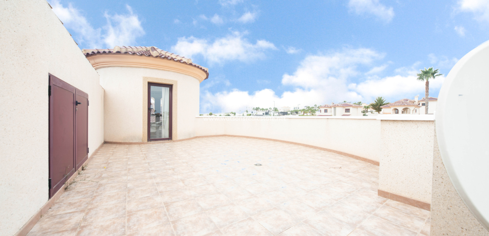 Resale - Detached - Urb. La Marina
