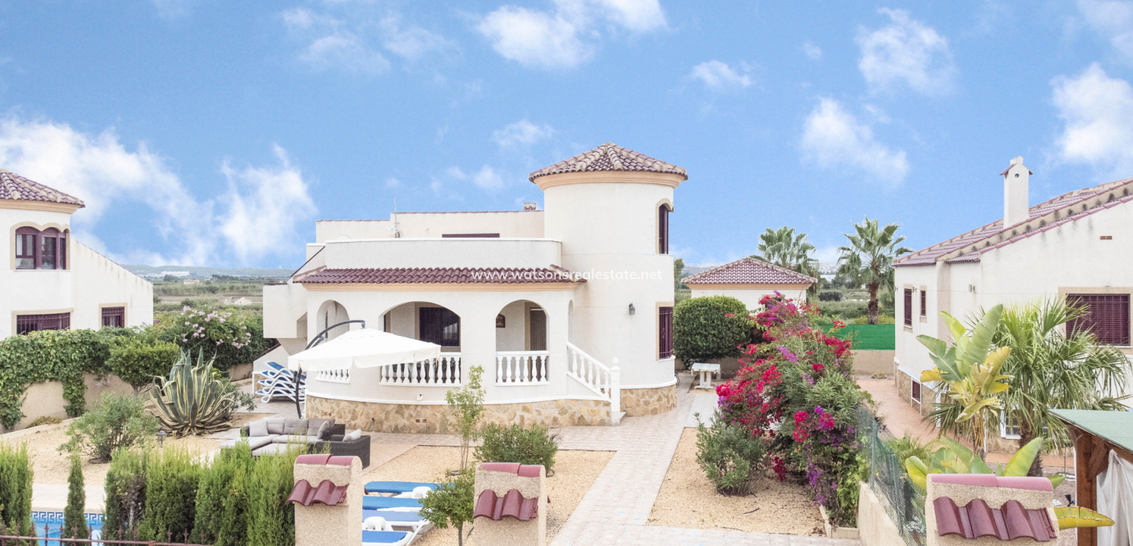 Resale - Detached - Urb. La Marina