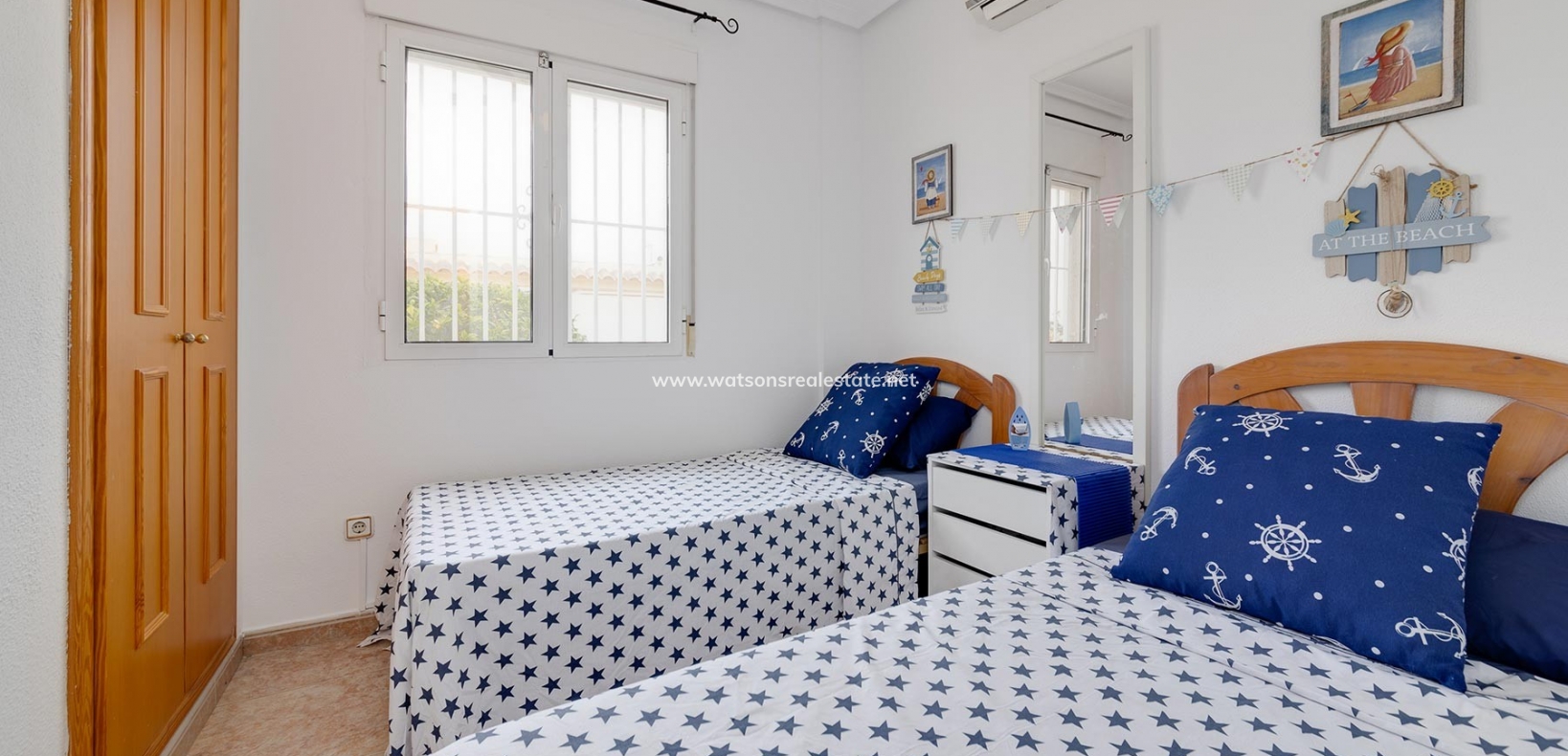 Resale - Detached - Urb. La Marina