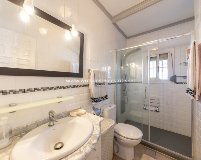 Resale - Detached - Urb. La Marina