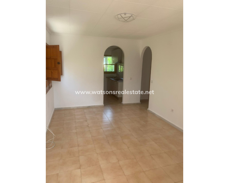 Resale - Detached - Urb. La Marina