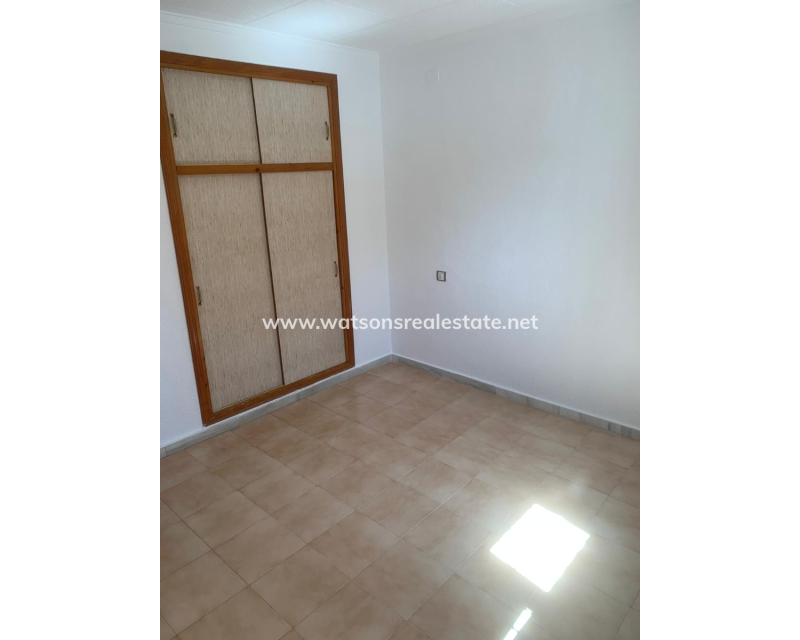 Resale - Detached - Urb. La Marina