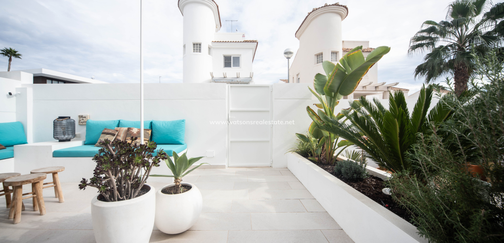 Resale - Detached - Urb. La Marina