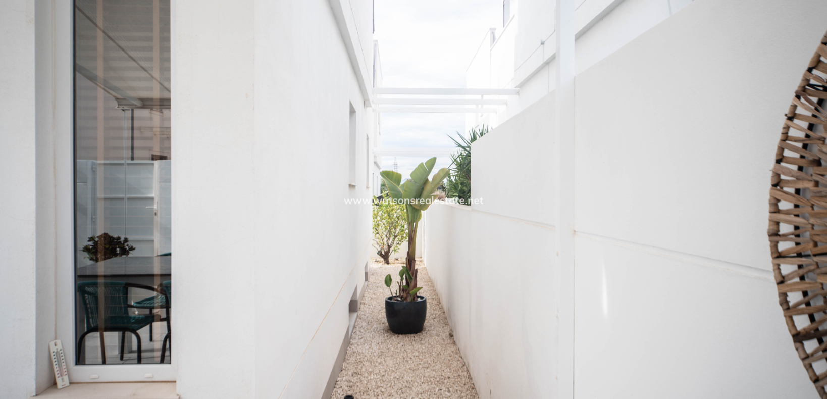 Resale - Detached - Urb. La Marina