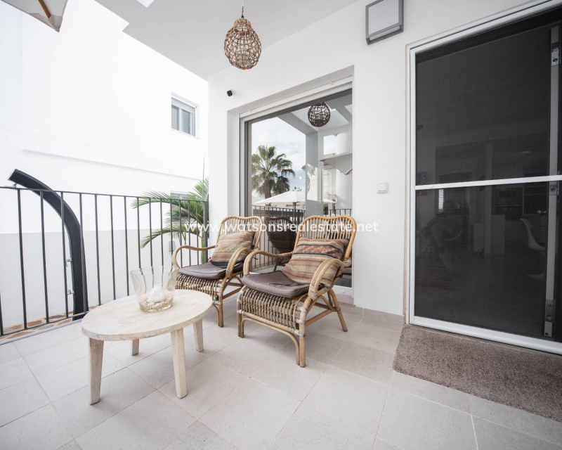 Resale - Detached - Urb. La Marina