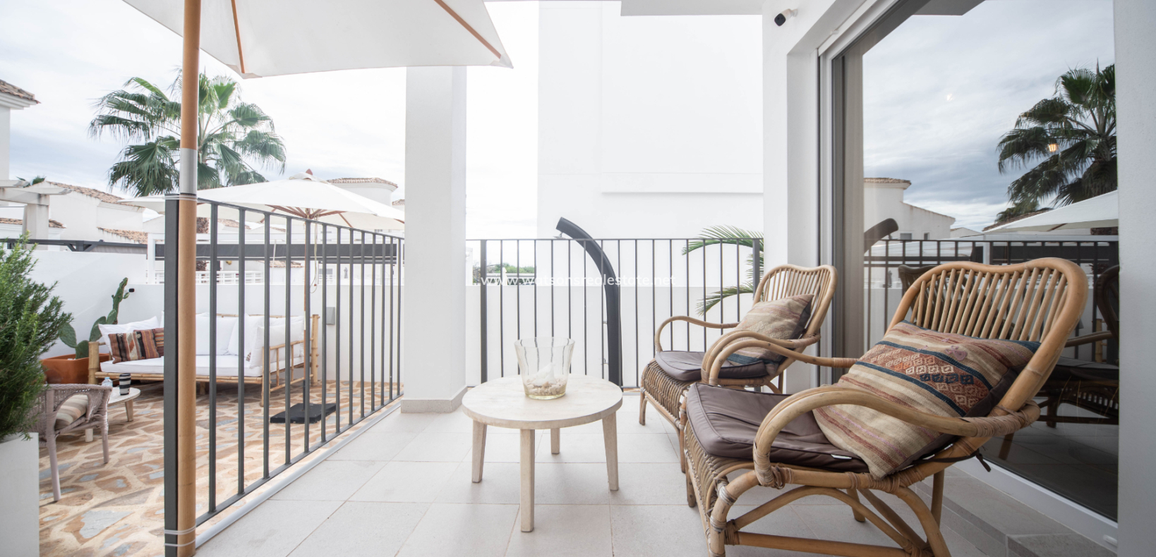 Resale - Detached - Urb. La Marina