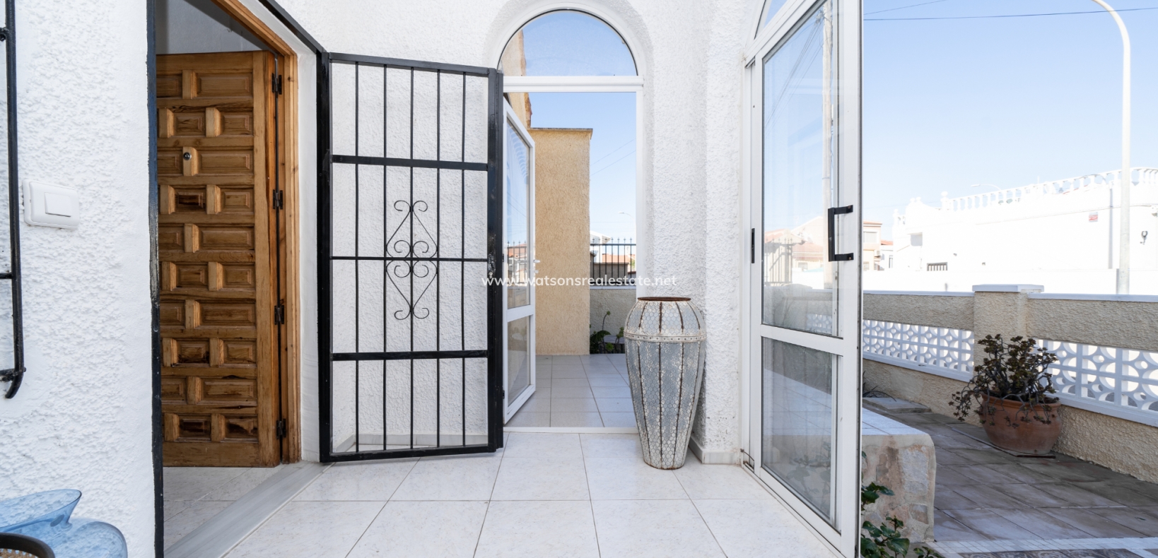 Resale - Detached - Urb. La Marina