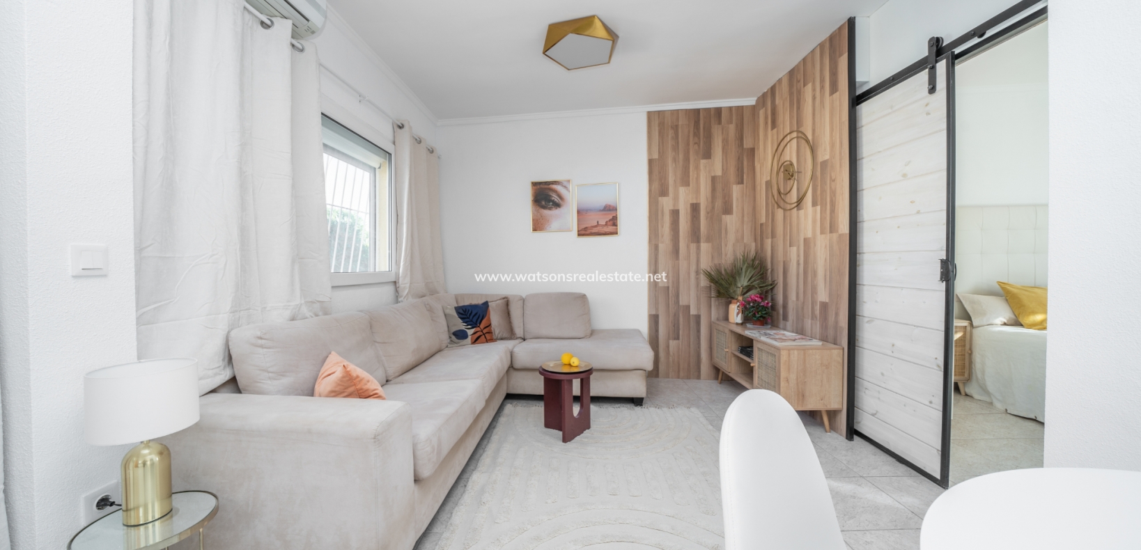 Resale - Detached - Urb. La Marina