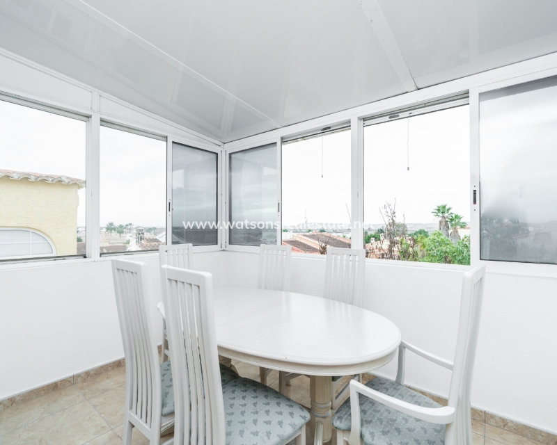 Resale - Detached - Urb. La Marina