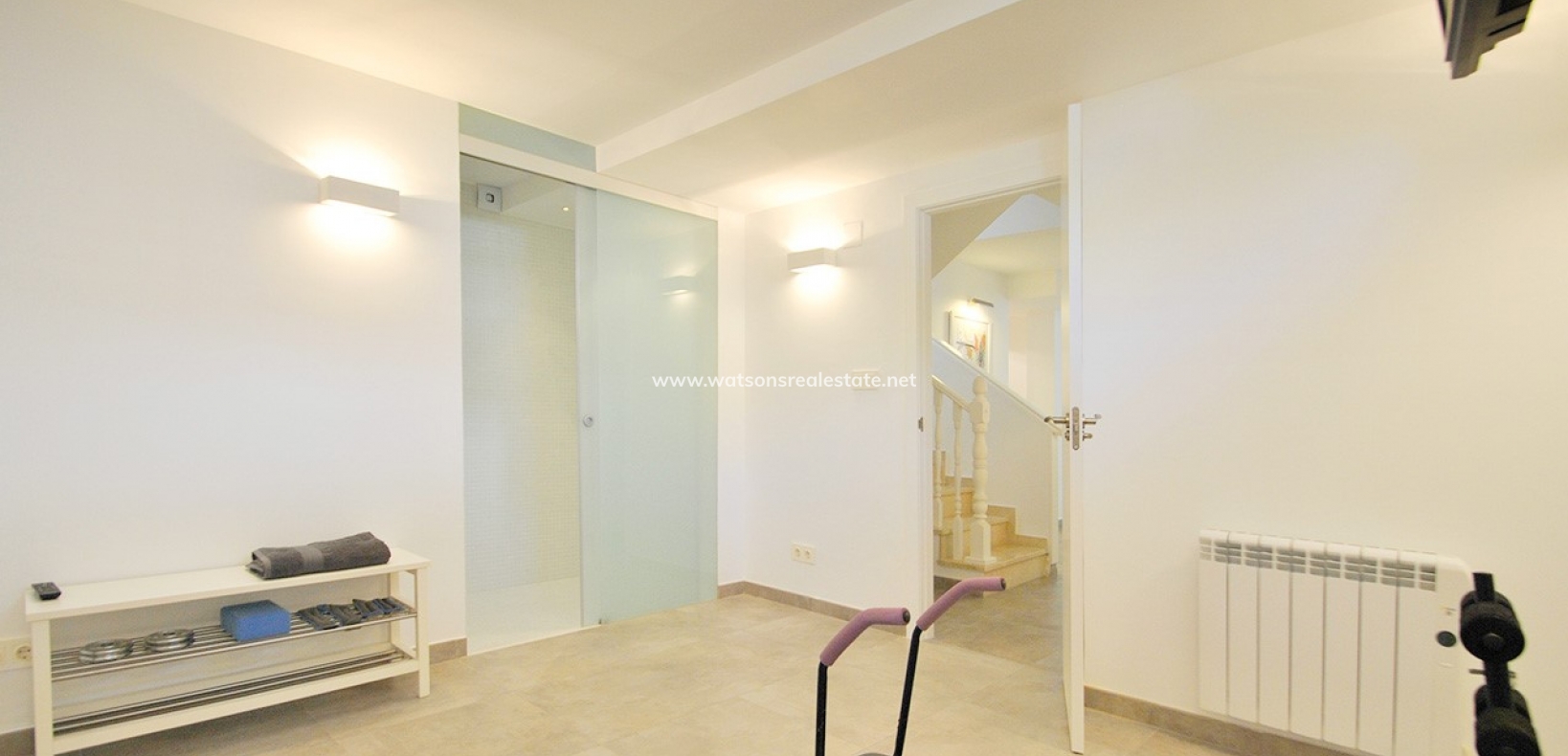 Resale - Detached - Urb. La Marina