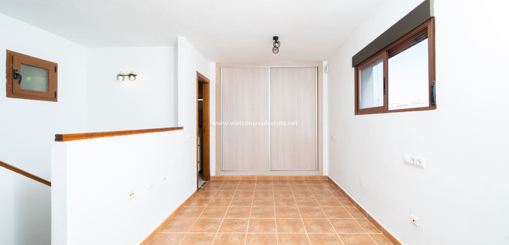 Resale - Detached - Urb. La Marina