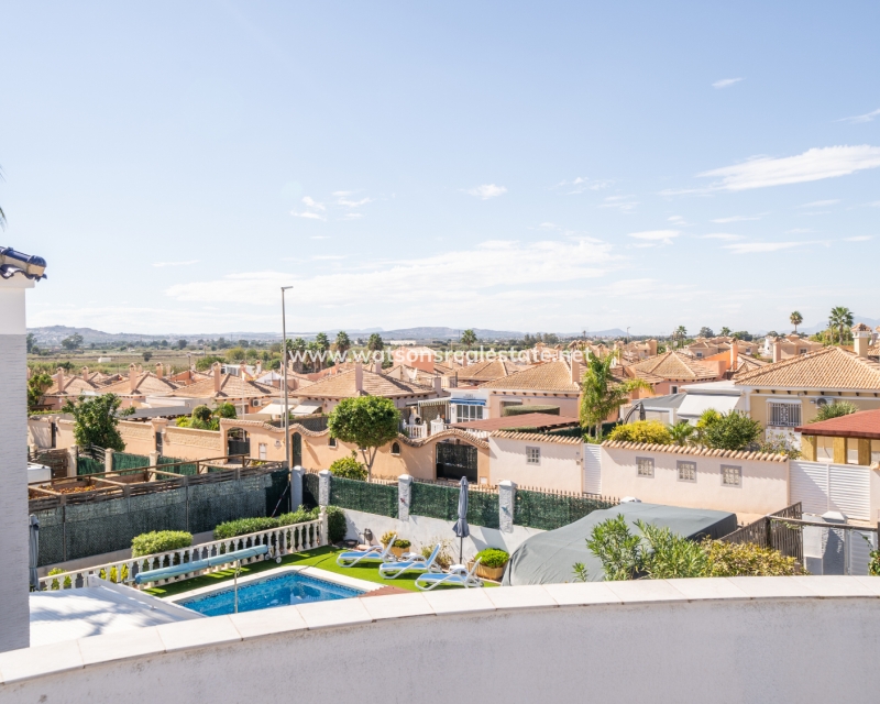 Resale - Detached - Urb. La Marina