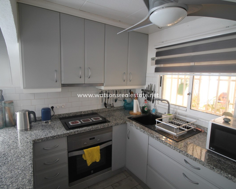 Resale - Detached - Urb. La Marina