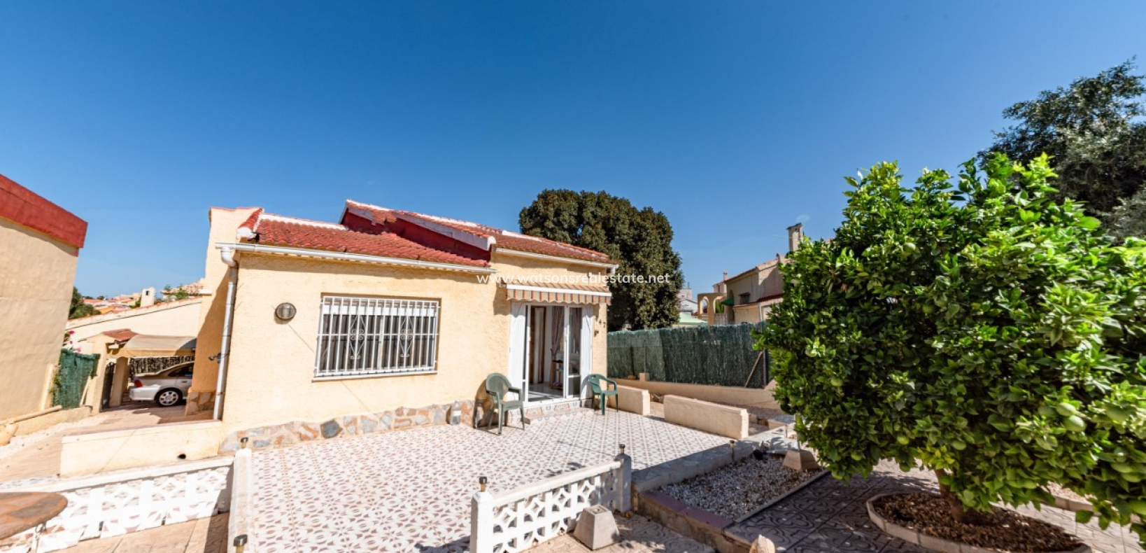 Resale - Detached - Urb. La Marina