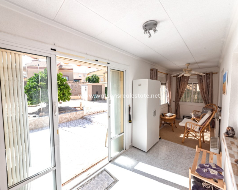 Resale - Detached - Urb. La Marina