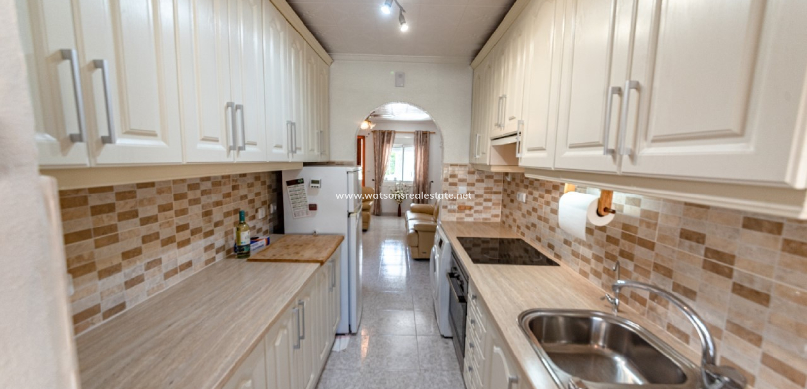 Resale - Detached - Urb. La Marina