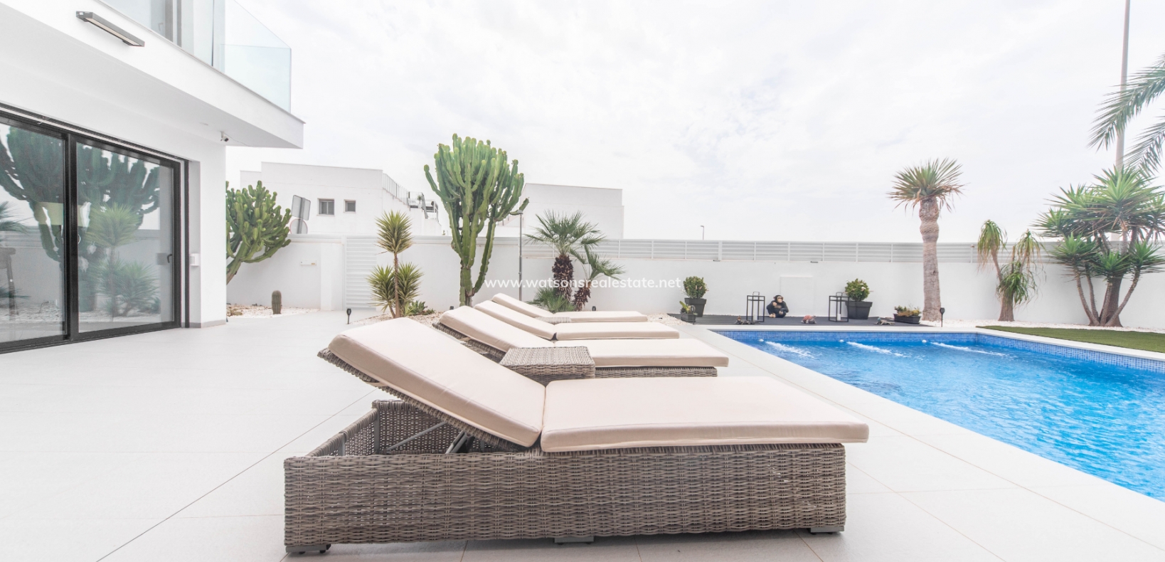 Resale - Detached - Urb. La Marina