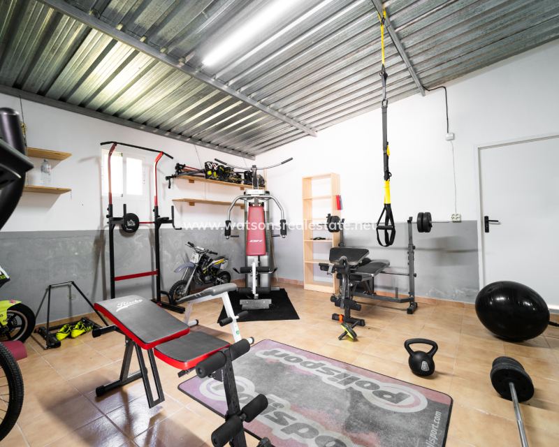 Resale - Detached - Urb. La Marina