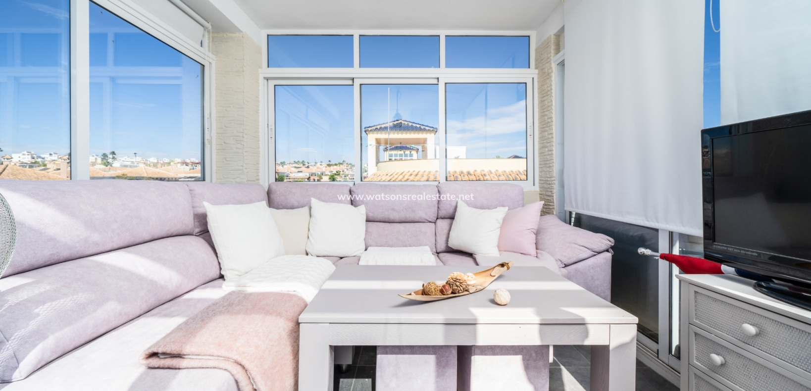 Resale - Detached - Urb. La Marina