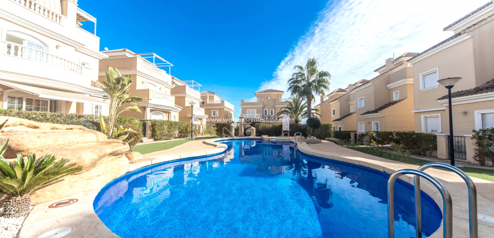 Resale - Detached - Urb. La Marina