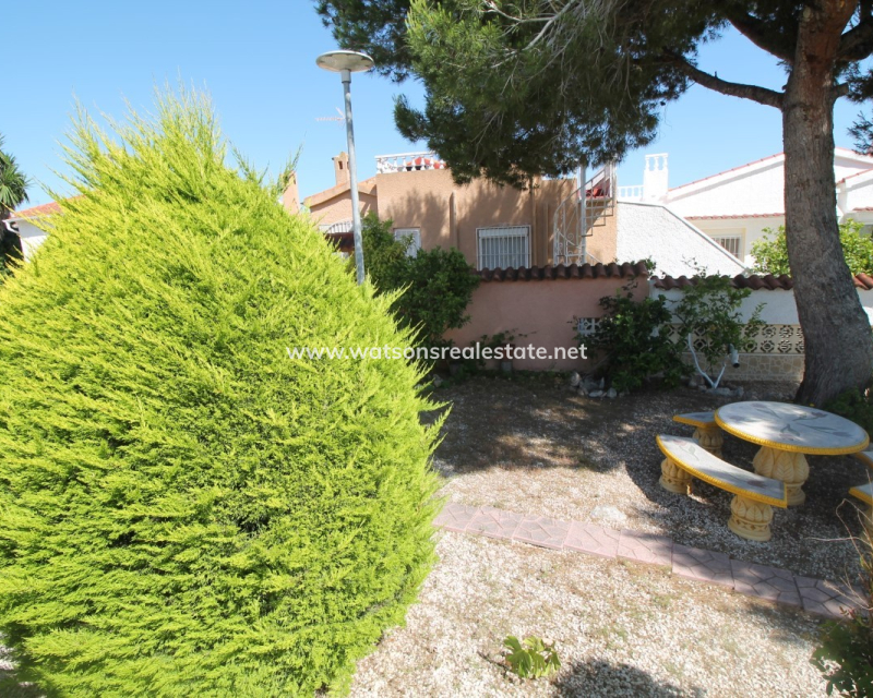 Resale - Detached - Urb. La Marina