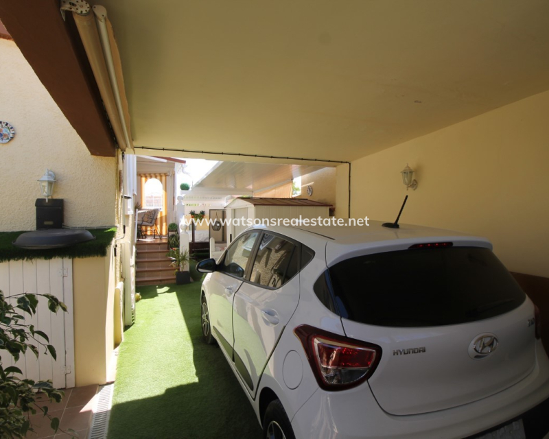 Resale - Detached - Urb. La Marina