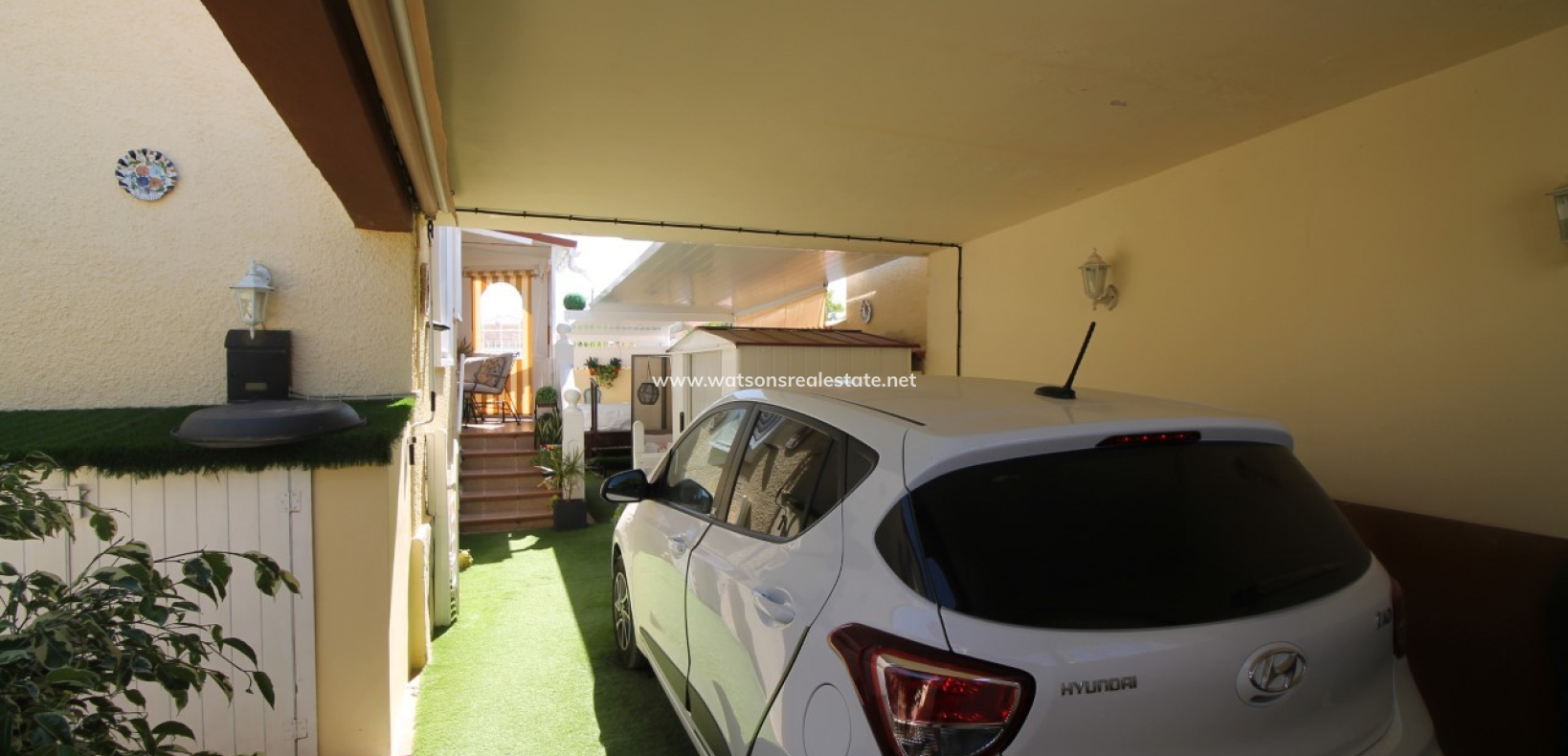 Resale - Detached - Urb. La Marina