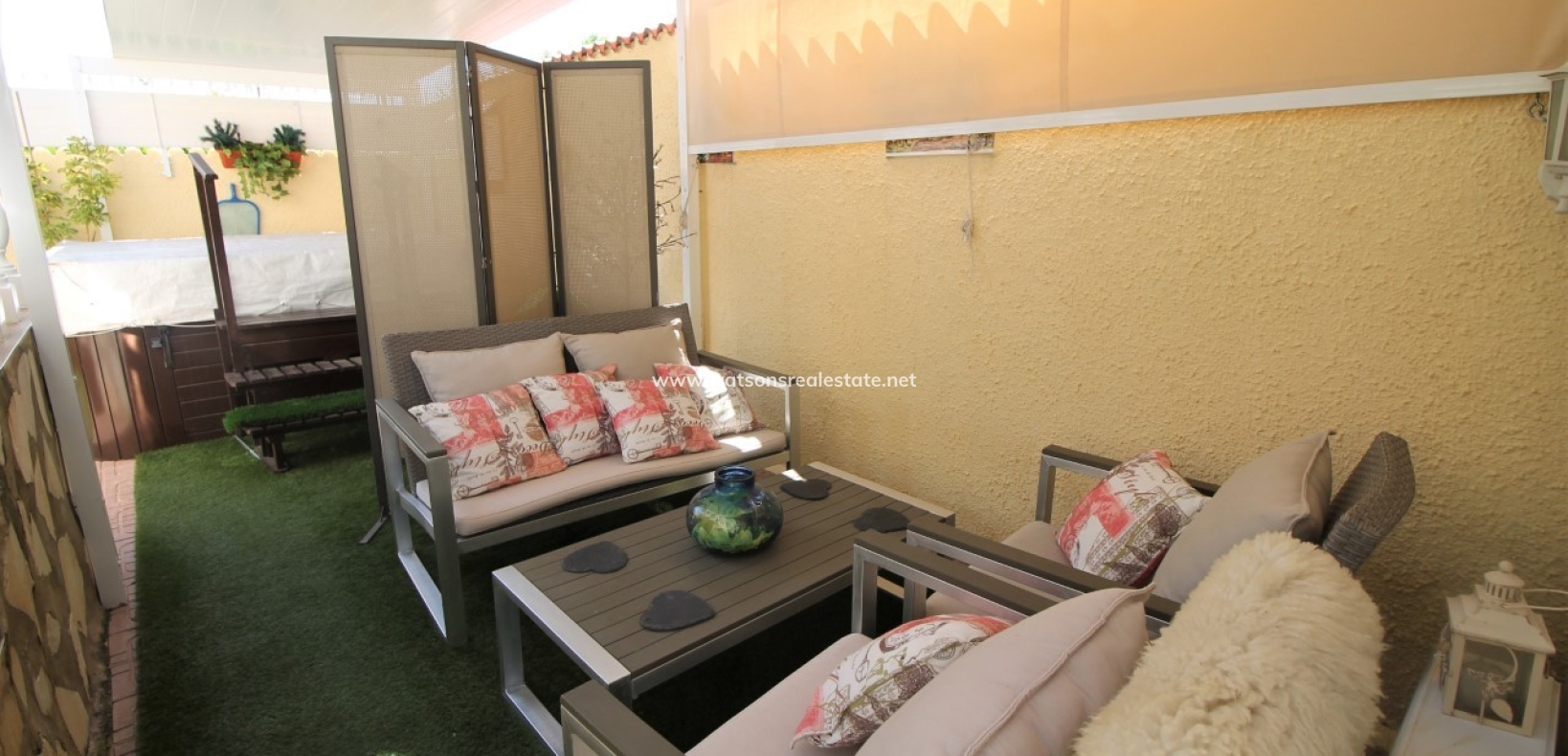 Resale - Detached - Urb. La Marina