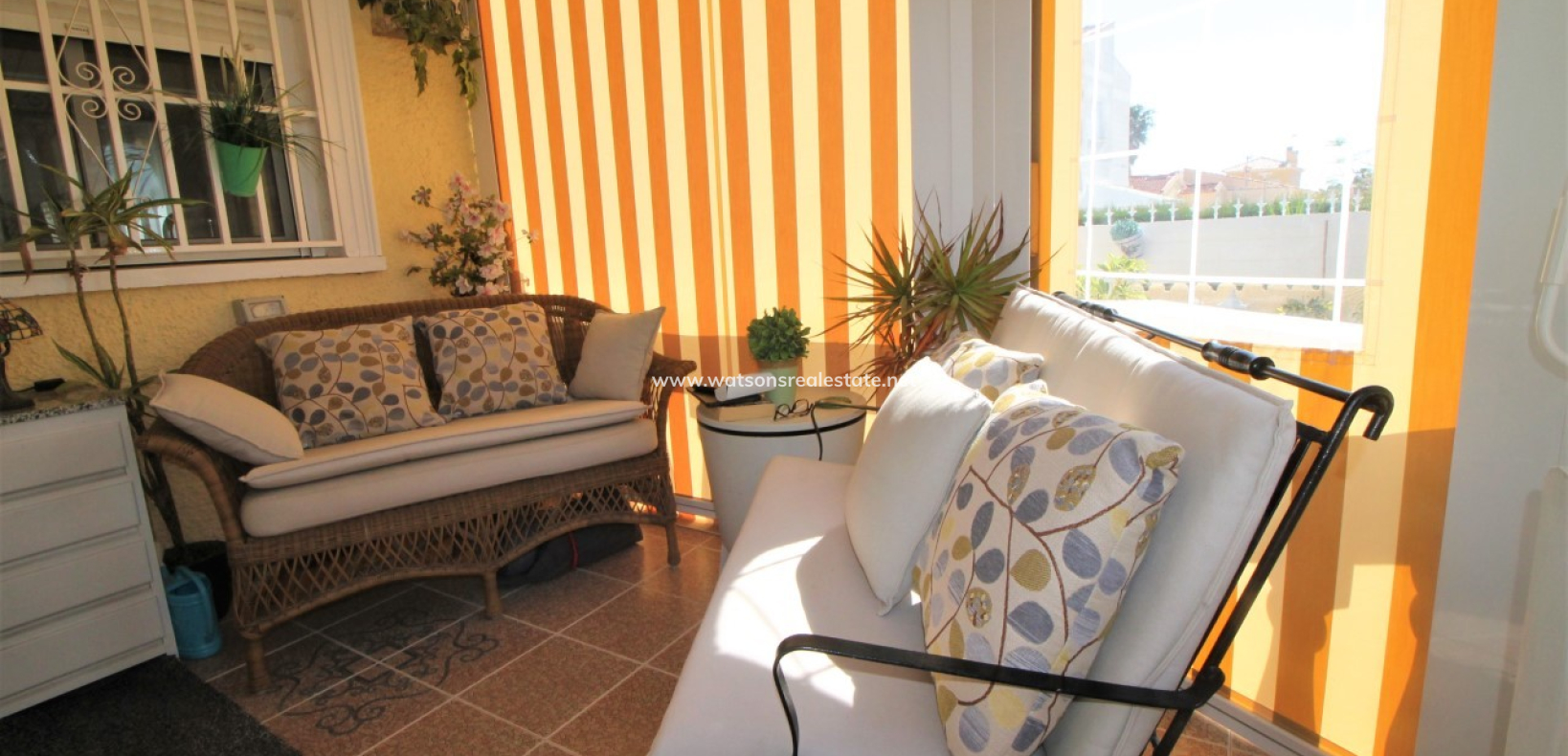 Resale - Detached - Urb. La Marina
