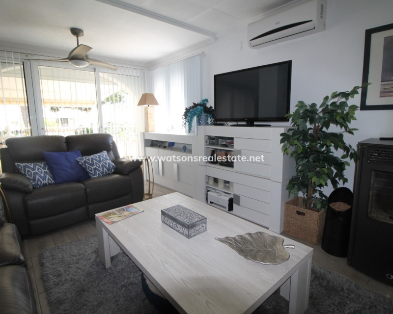Resale - Detached - Urb. La Marina
