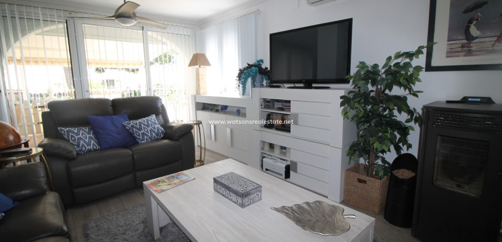 Resale - Detached - Urb. La Marina