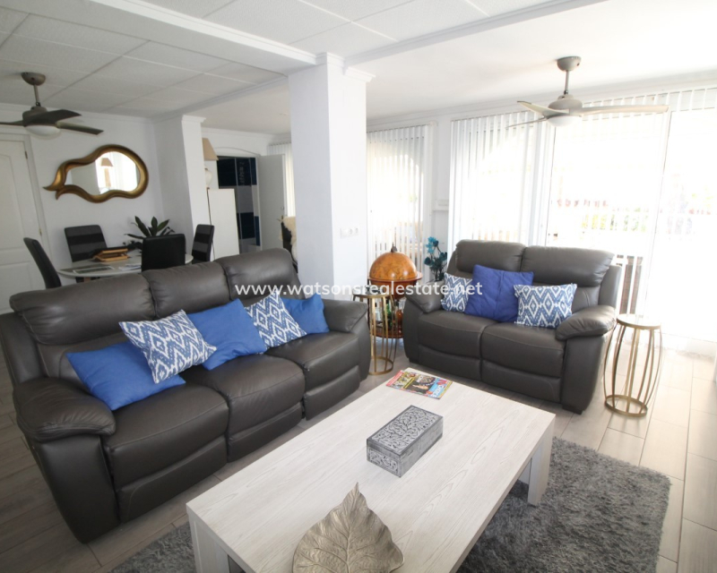 Resale - Detached - Urb. La Marina
