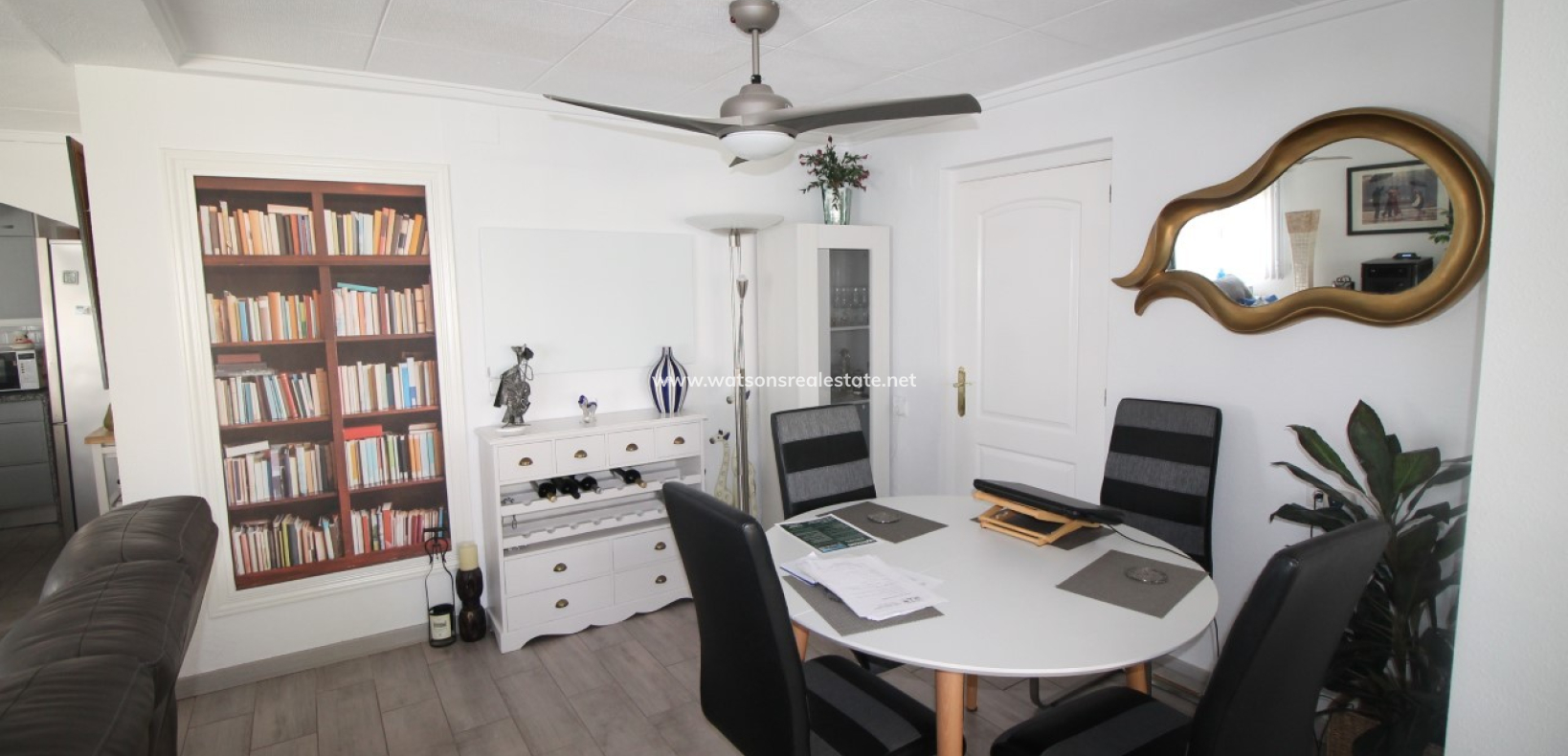 Resale - Detached - Urb. La Marina