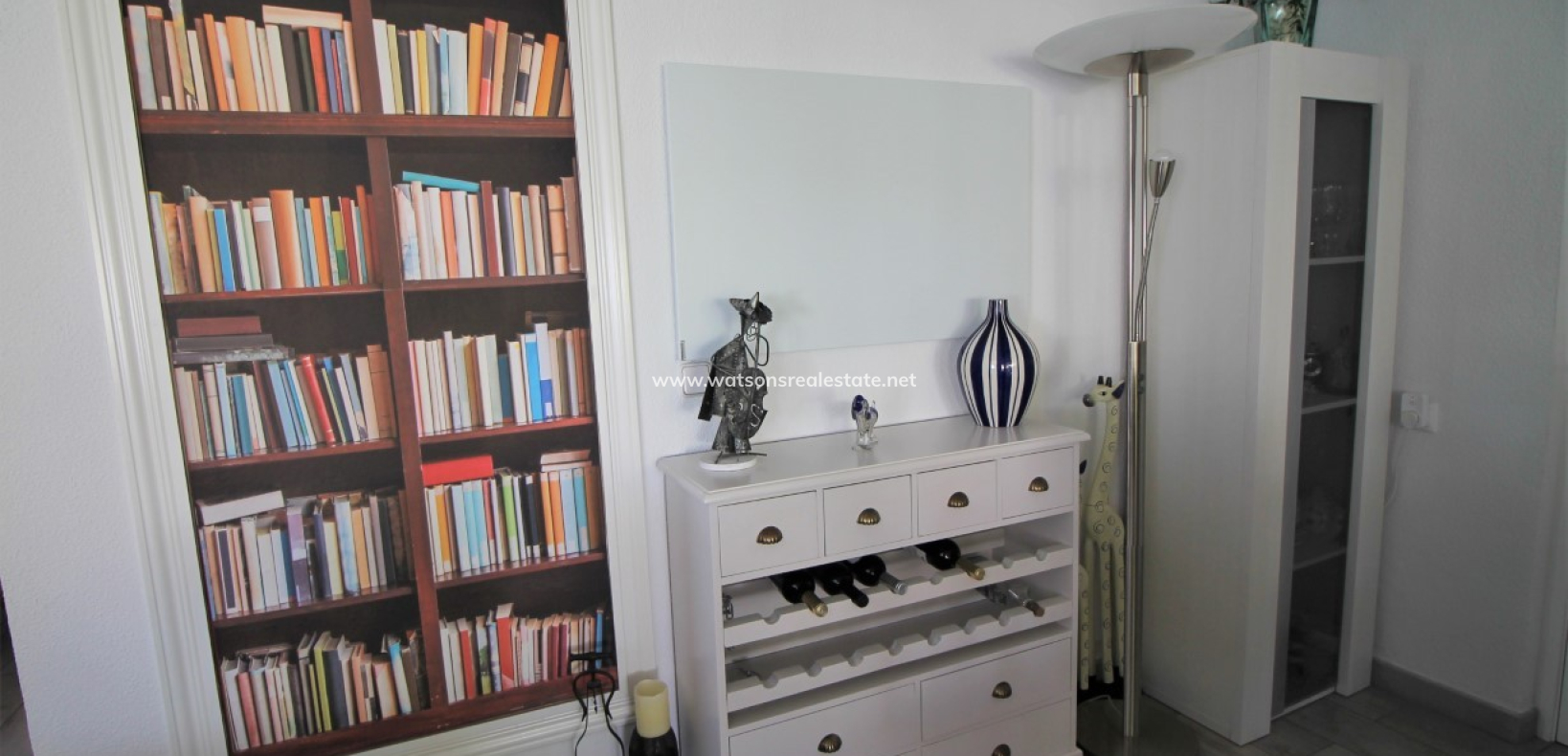 Resale - Detached - Urb. La Marina