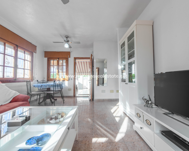 Resale - Detached - Urb. La Marina