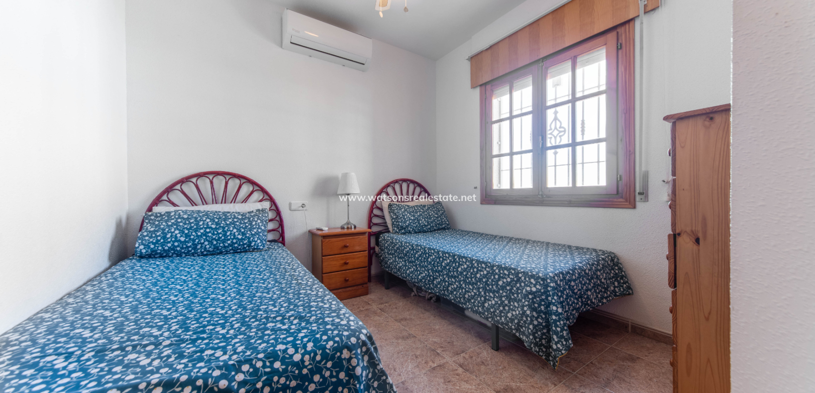 Resale - Detached - Urb. La Marina
