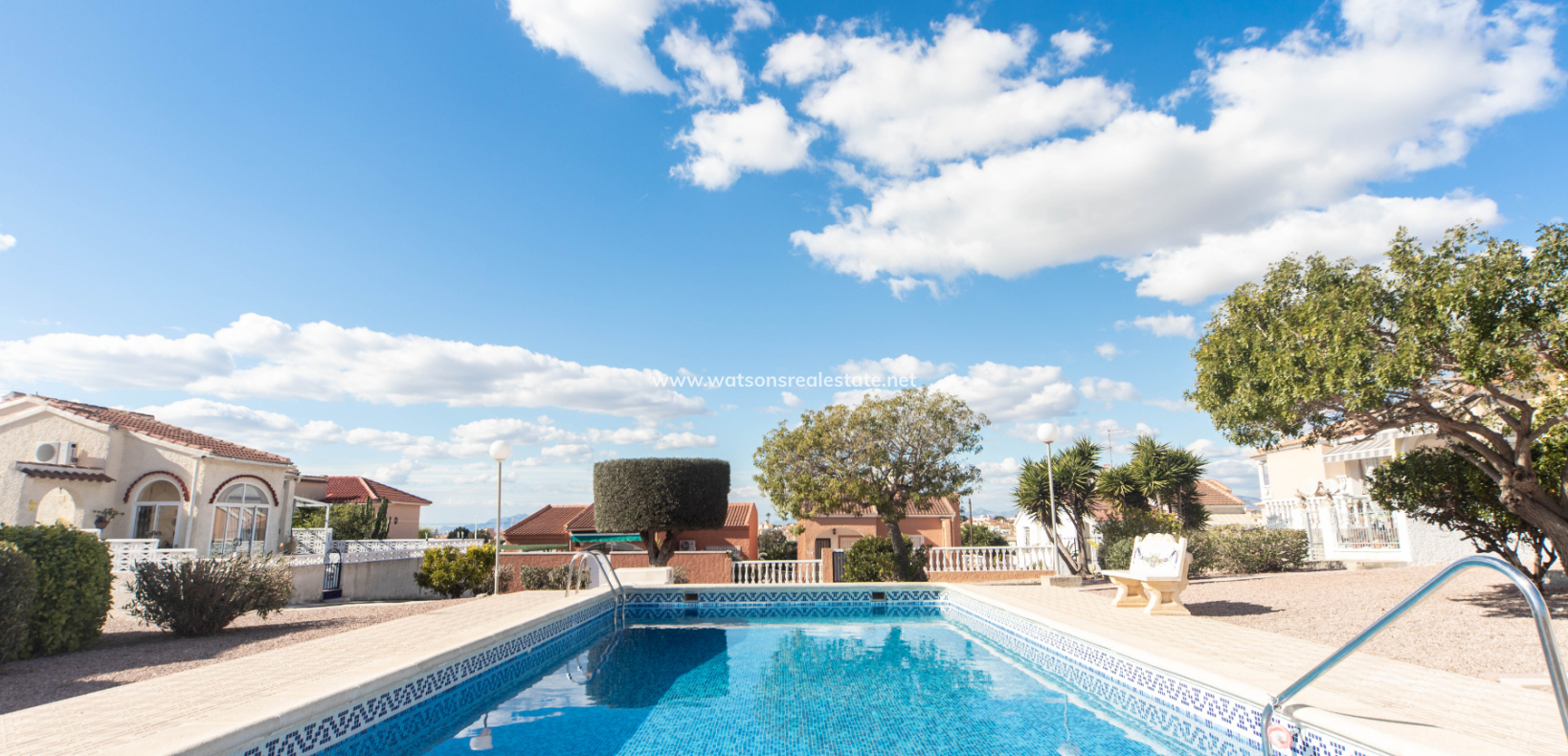 Resale - Detached - Urb. La Marina
