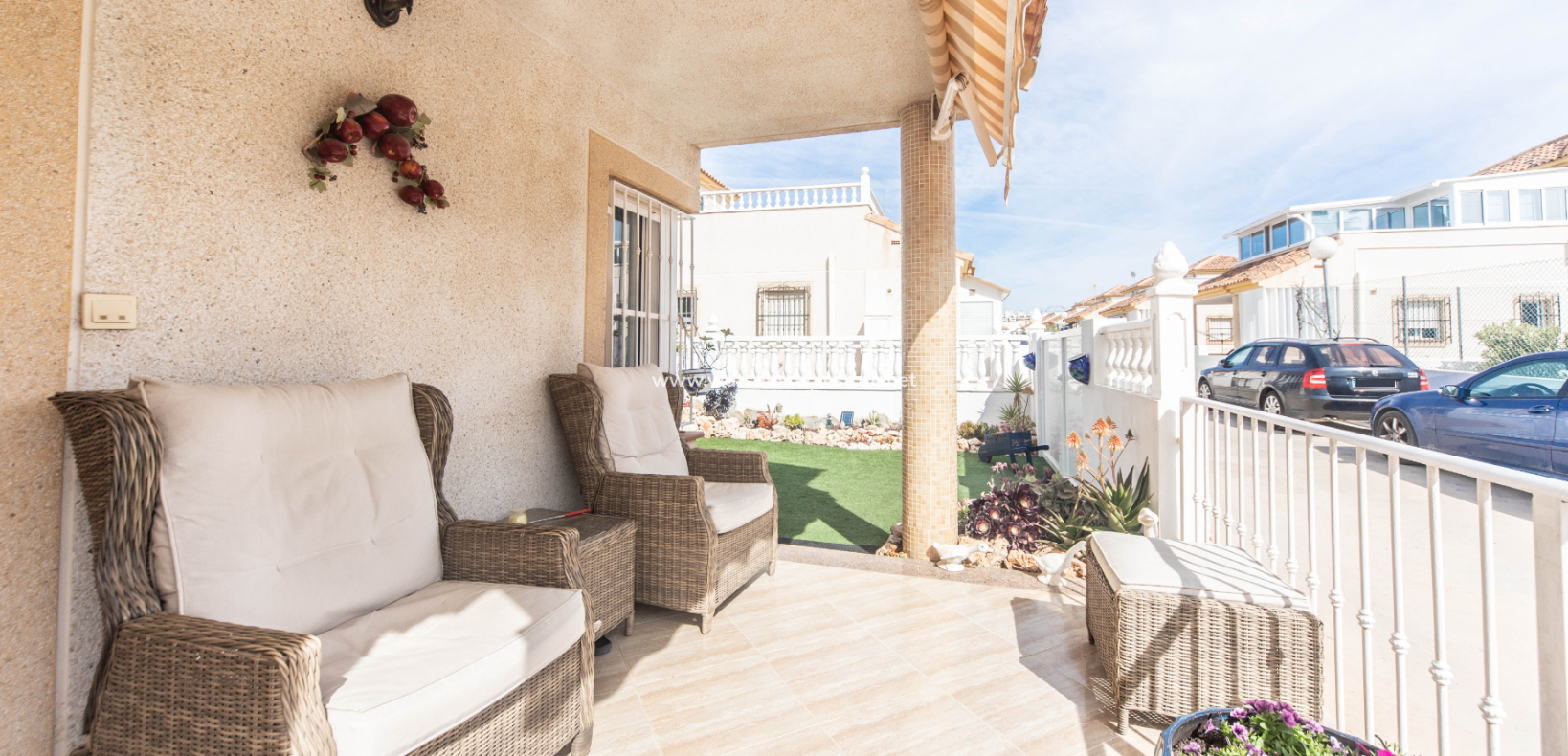 Resale - Detached - Urb. La Marina