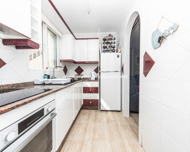 Resale - Detached - Urb. La Marina