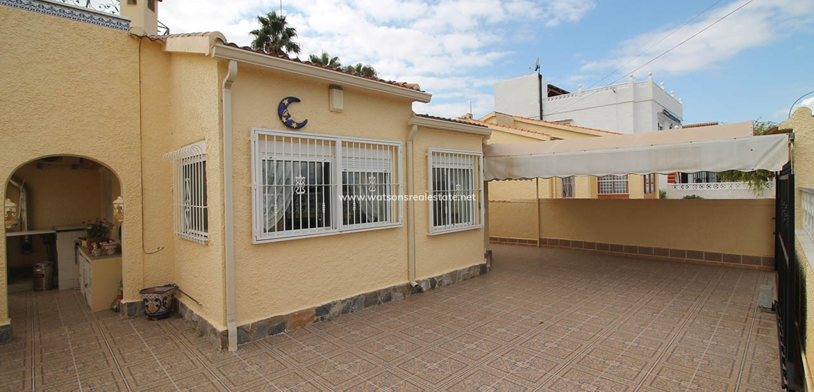 Resale - Detached - Urb. La Marina