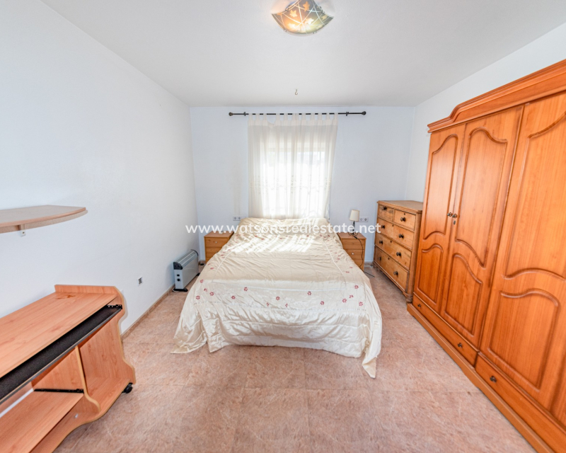 Resale - Detached - Urb. La Marina