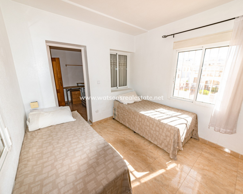 Resale - Detached - Urb. La Marina