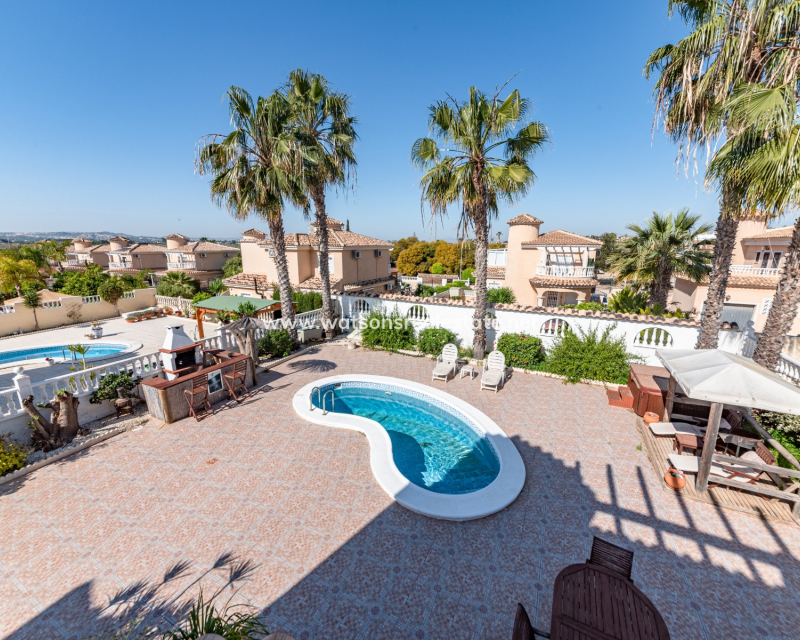 Resale - Detached - Urb. La Marina