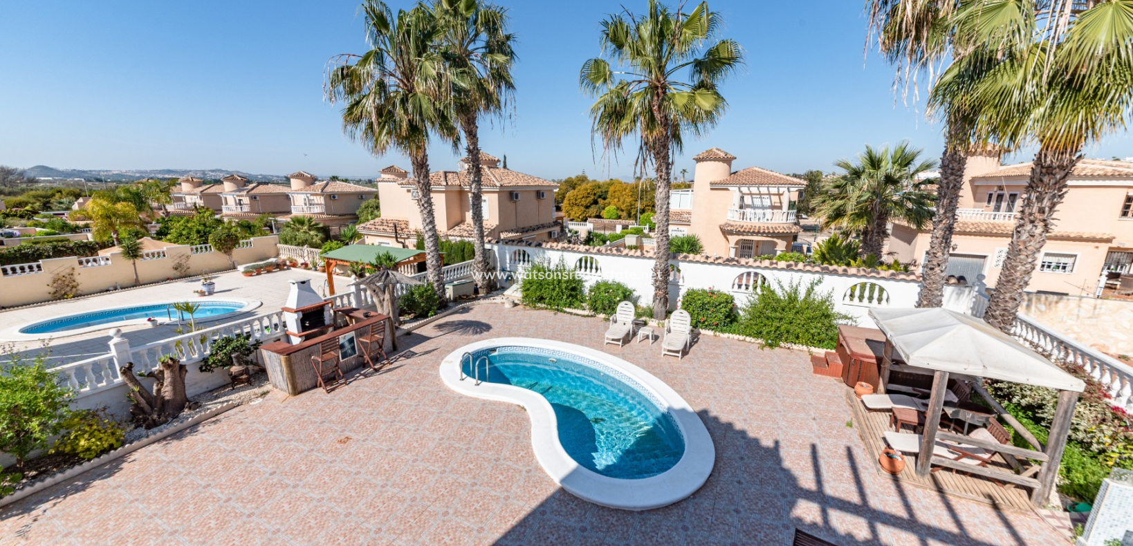 Resale - Detached - Urb. La Marina