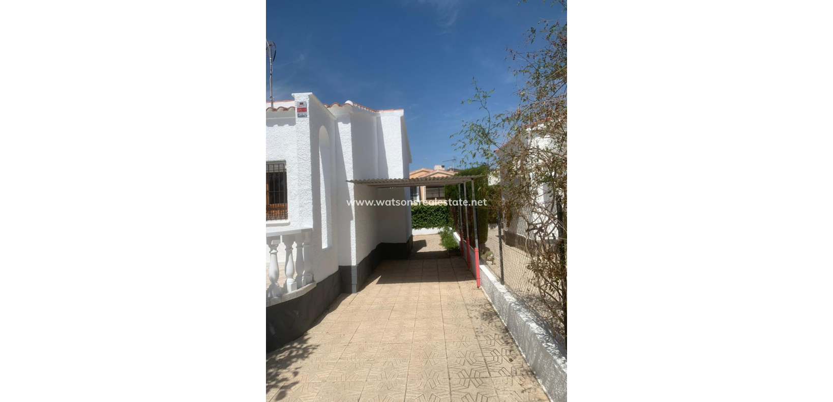 Resale - Detached - Urb. La Marina